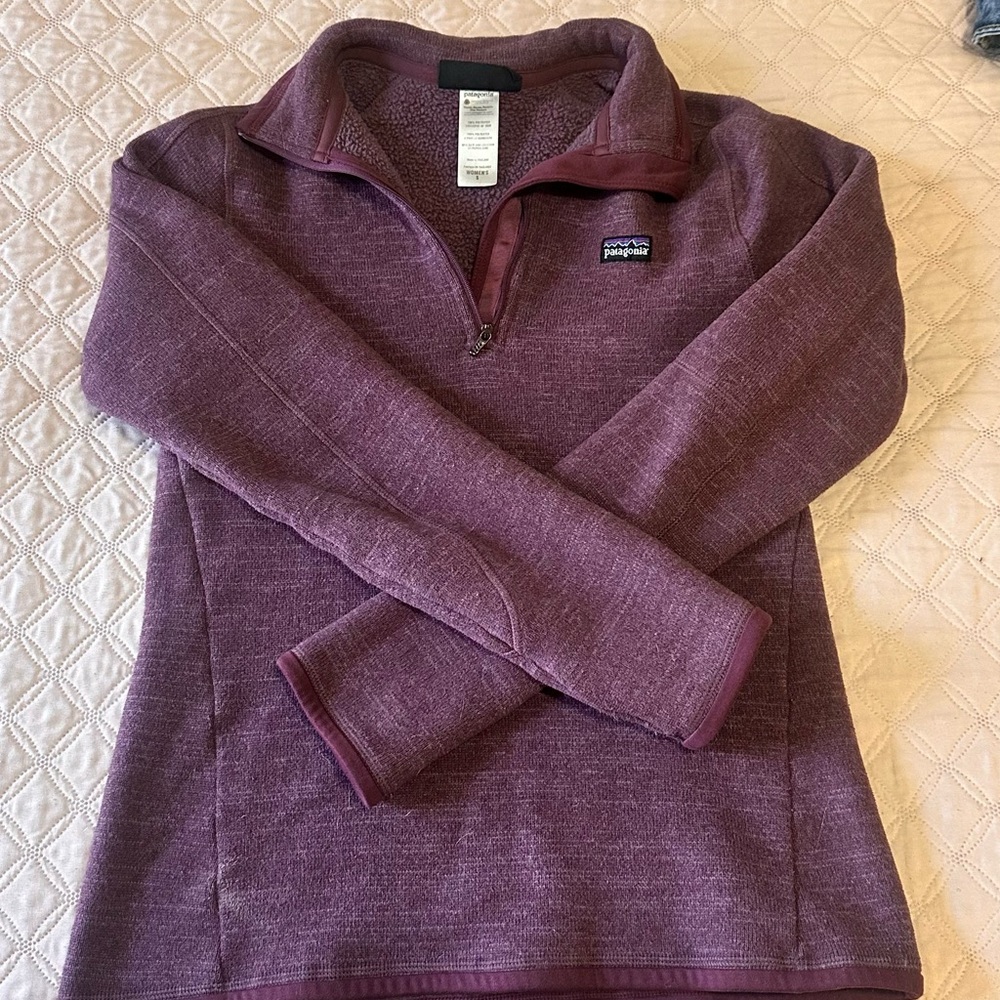 Patagonia Women's Purple Quarterzip
